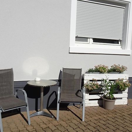 Apartamento Schwarz-Weiss Eintritt in den EP über uns garantiert Rust Exterior foto