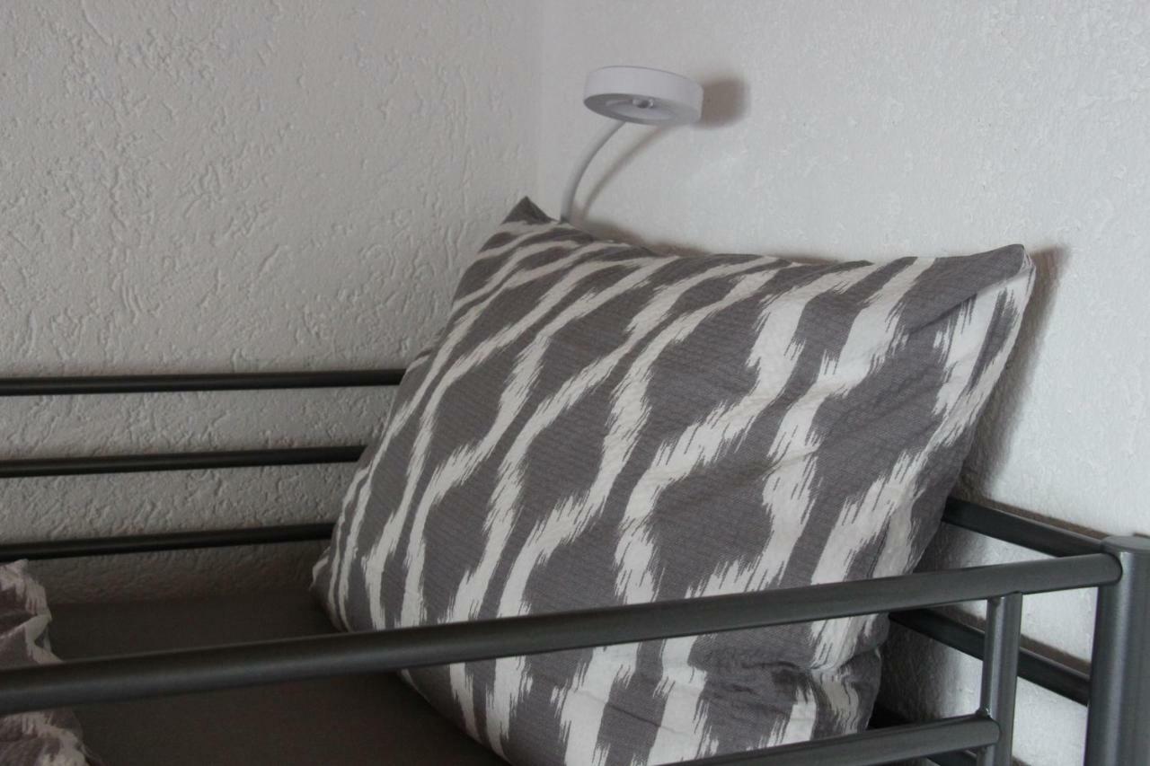 Apartamento Schwarz-Weiss Eintritt in den EP über uns garantiert Rust Exterior foto