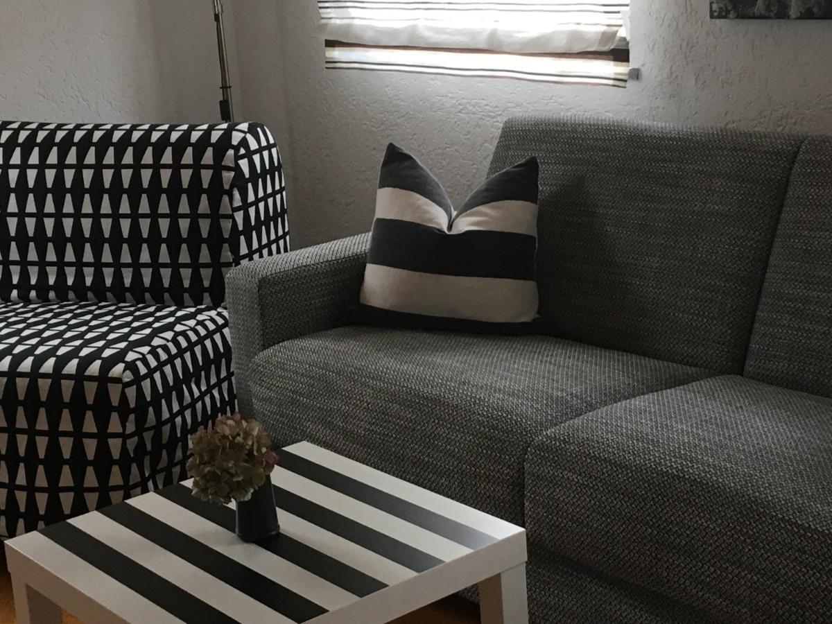 Apartamento Schwarz-Weiss Eintritt in den EP über uns garantiert Rust Exterior foto