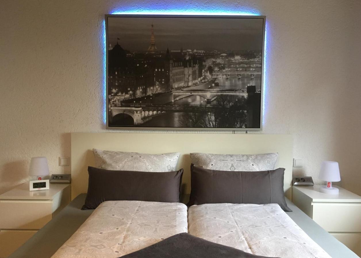 Apartamento Schwarz-Weiss Eintritt in den EP über uns garantiert Rust Exterior foto